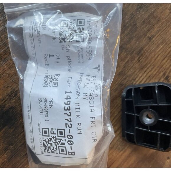 Tesla Model Y Fender Bracket Right Passenger Side OEM – Part #1493773‑00‑B - Picture 2 of 4